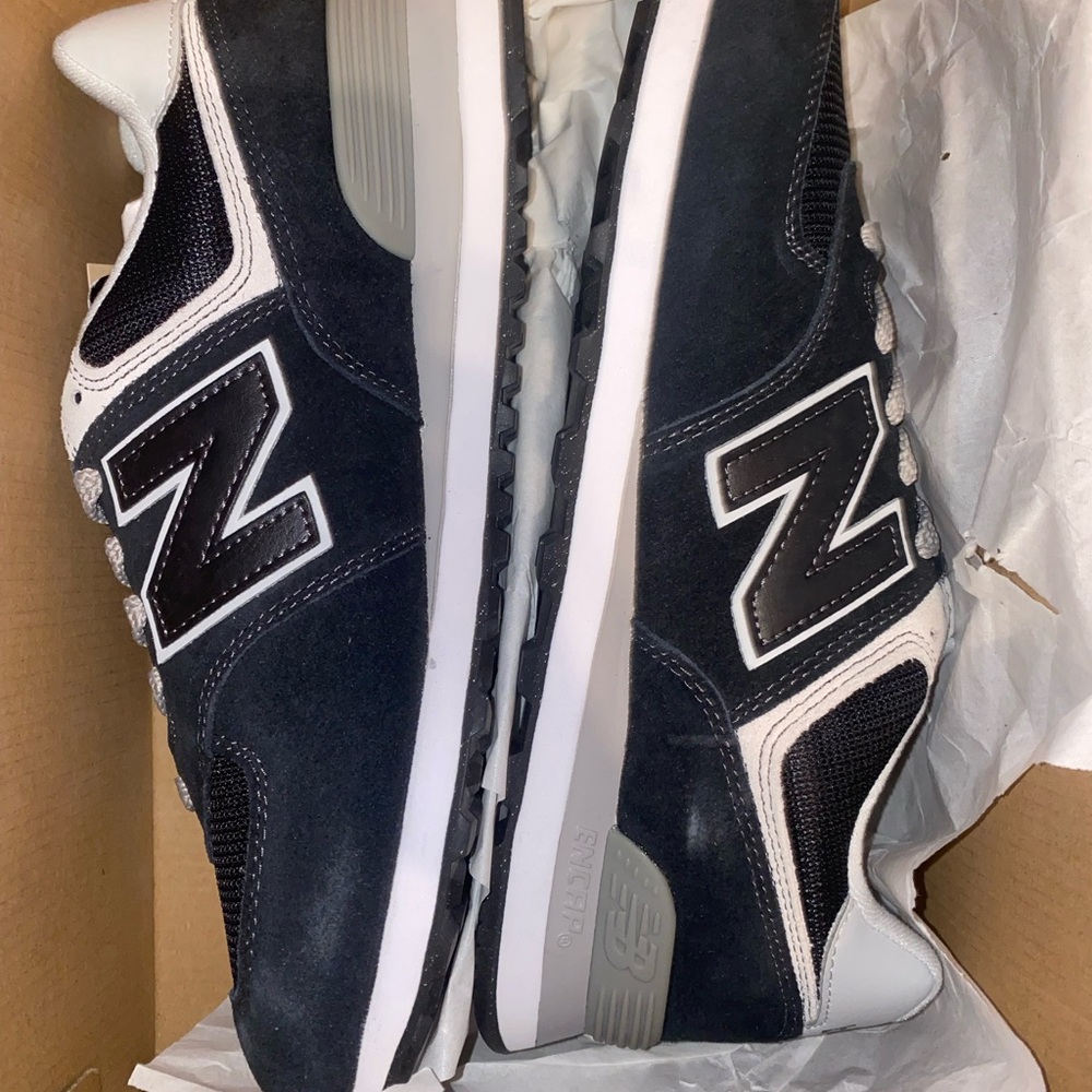 New Balance 574 Navy Blue Sneakers